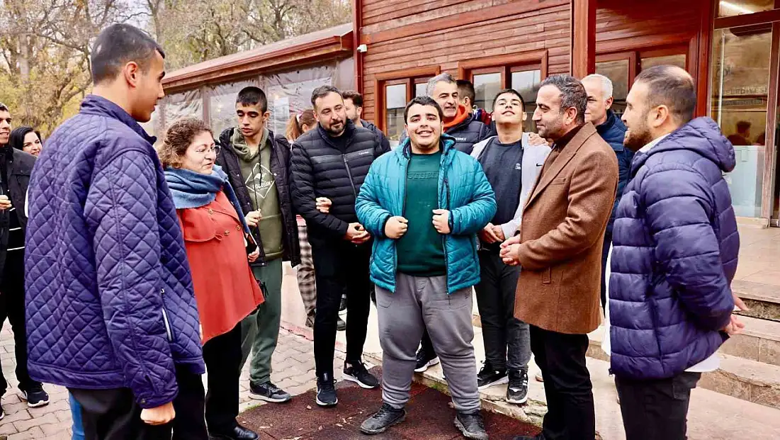 Başkan Ulutaş özel öğrencileri ağırladı