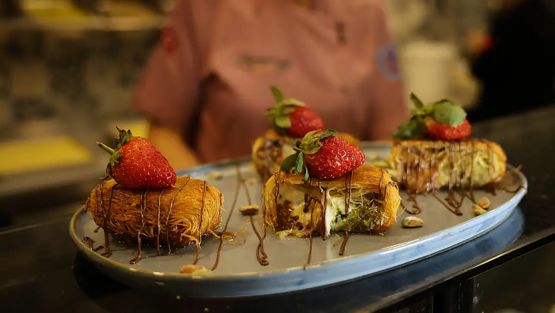 Bu da ‘Çikolatalı Kaymaklı Kadayıf Sarma'