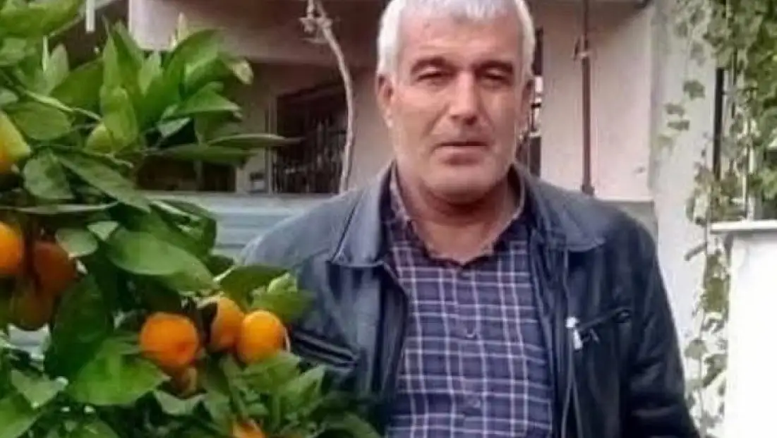 Malatya'da kestiği ağaç üzerine devrilen bir kişi hayatını kaybetti