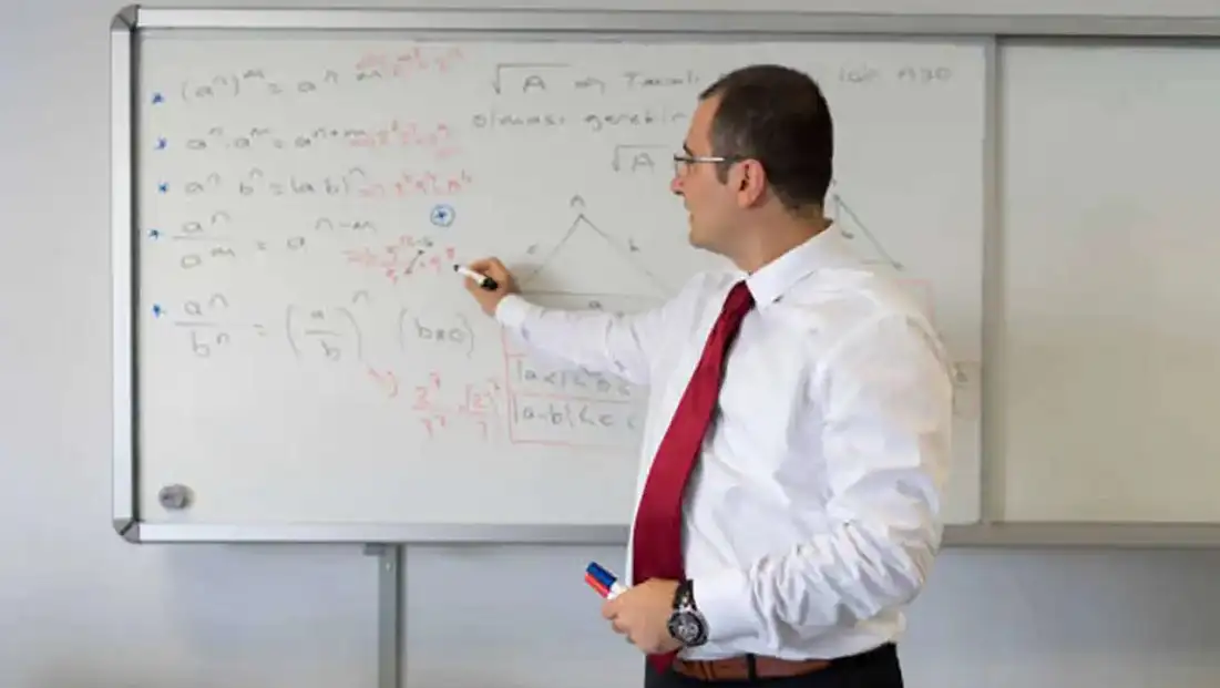 Öğretmenlere Kasım sürprizi: Seminerler bu yıl çevrim içi!