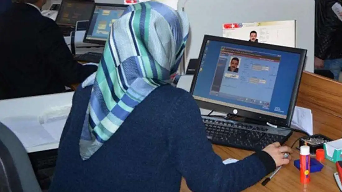 Sözleşmeli Personele Müjde: Yarı Zamanlı Çalışma Geliyor