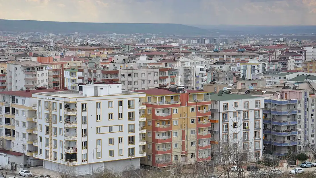 Türkiye’de Yabancıya Ev Satışı Neden Tarihi Düşüş Yaşıyor?