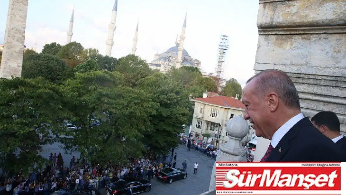 Cumhurbaşkanı Erdoğan Sultanahmet'te vatandaşlarla buluştu
