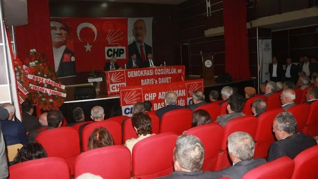 'Demokrasi ve hukuk' konulu konferans düzenlendi