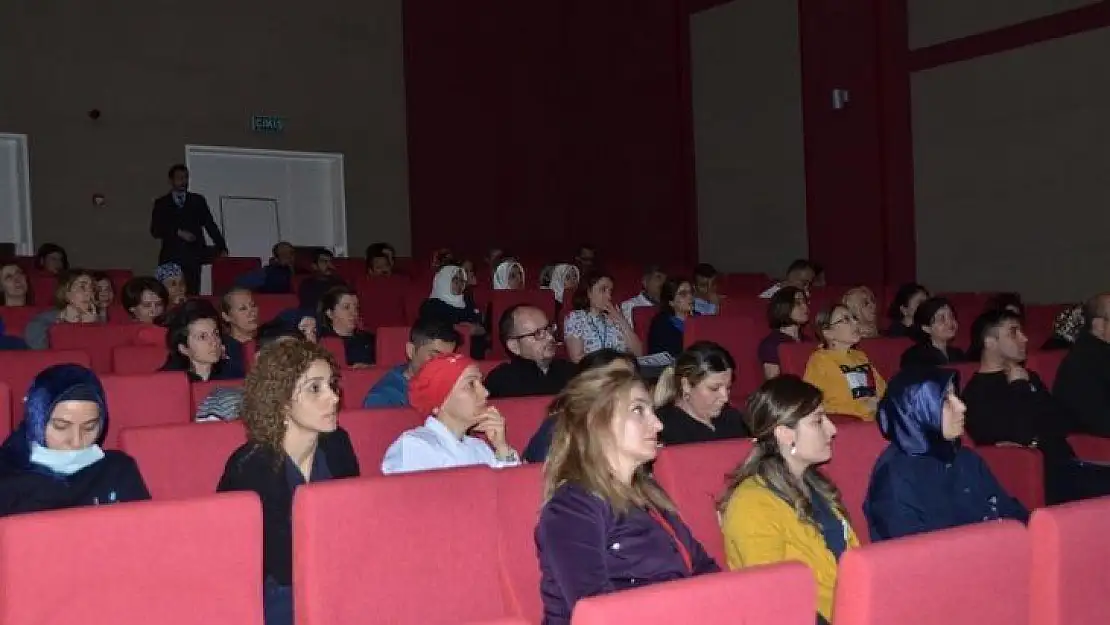 'Depremin Psikolojik Etkileri ve Deprem Tedbirleri' semineri düzenlendi