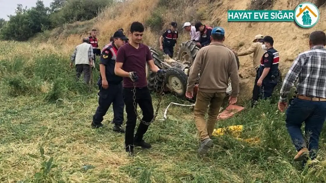 15 yaşındaki ağabeyin kullandığı traktör devrildi, 4 yaşındaki kardeşi öldü