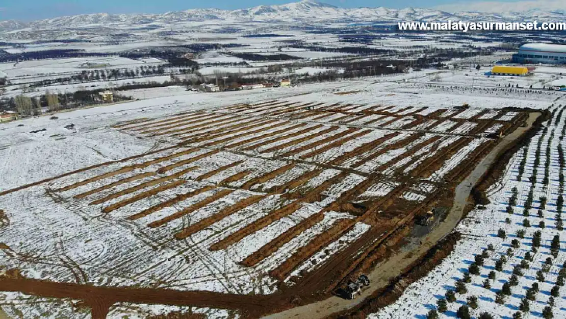 10 bin 500 kişinin barınacağı konteyner kent alanında çalışmalar başladı