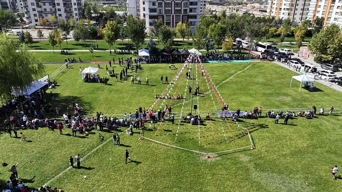 12 Yıl Aradan Sonra Turgut Özal Karakucak Güreşleri Coşkuyla Başladı