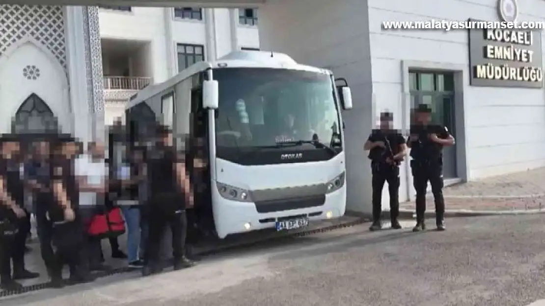 19 şüphelinin yakalandığı FETÖ operasyonunda bakın neler ele geçirildi