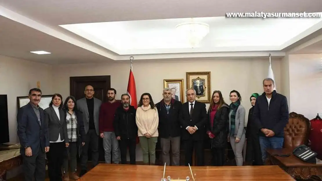 2. Uluslararası Perre Sanat Çalıştayında emeği geçenlere plaketleri takdim edildi