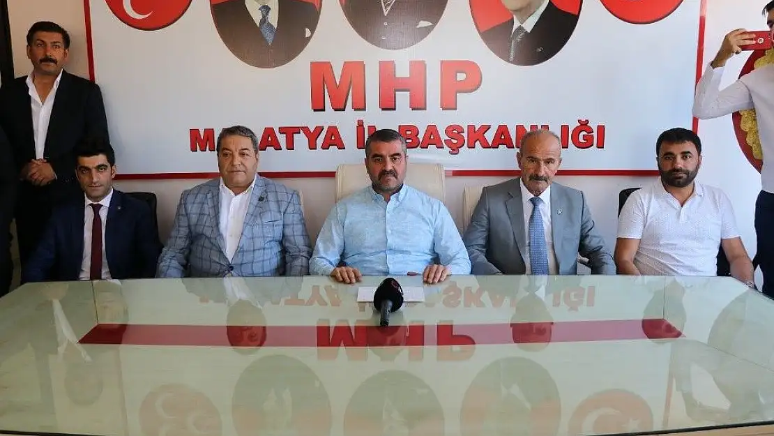 MHP'de bayramlaşma töreni
