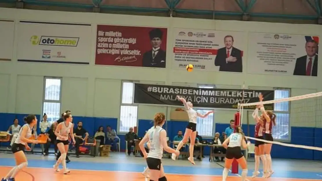 2023-2024 Kfc Kadınlar Voleybol 1.Lig Müsabakaları Sona Erdı