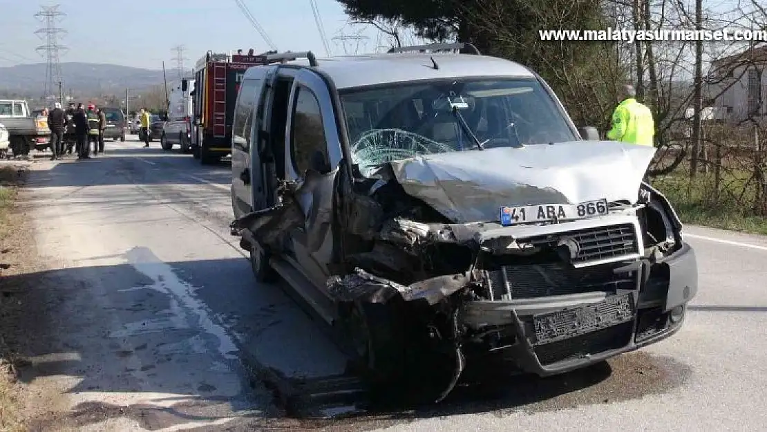 3 aracın karıştığı trafik kazasında 1 kişi hafif yaralı