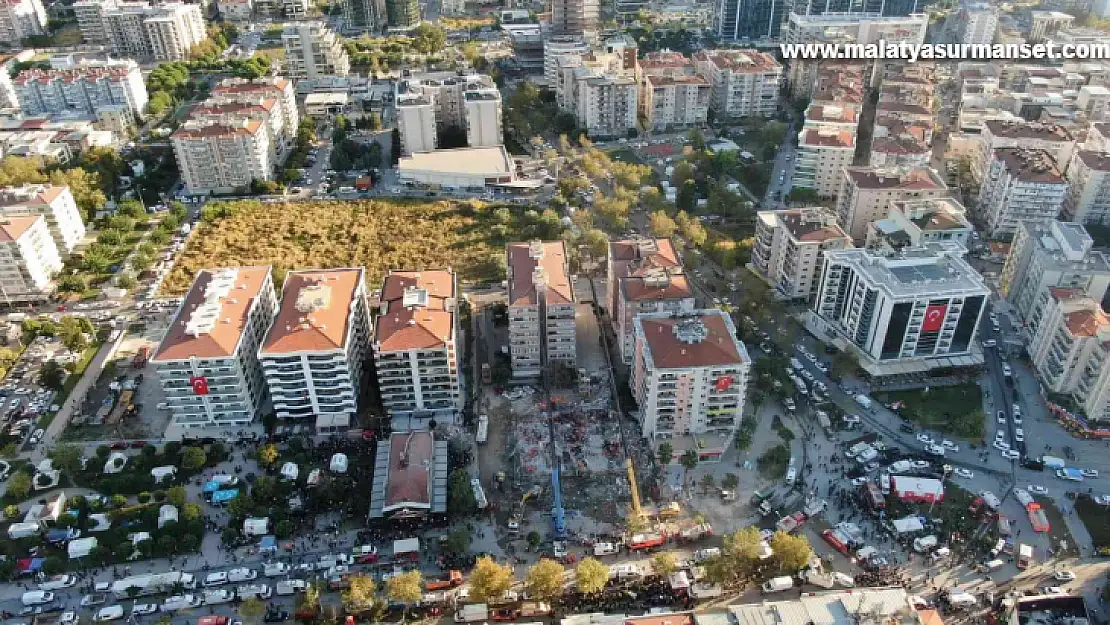 36 kişiye mezar olan apartmandan son anda kaçmış