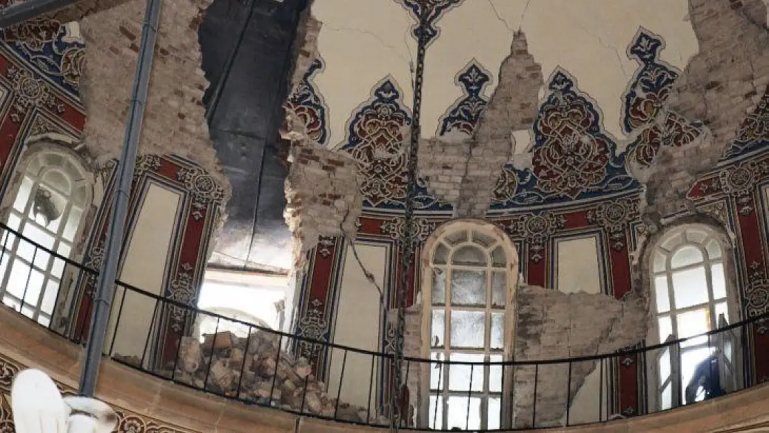 6,8'lik Elazığ depremi tarihi yapıları da vurdu