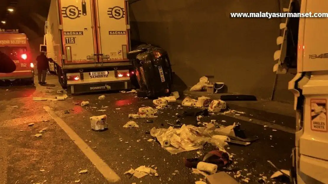 Adana-Ankara Otoyolu'nda zincirleme kaza: 4 yaralı