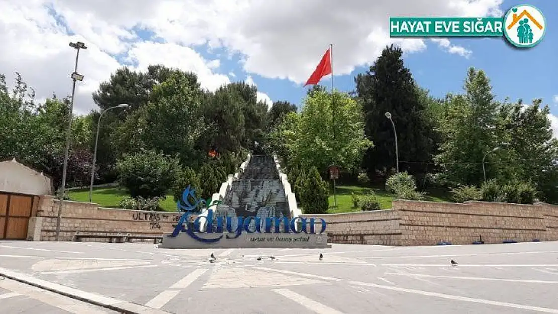 Adıyaman'da cadde ve sokaklar boş kaldı