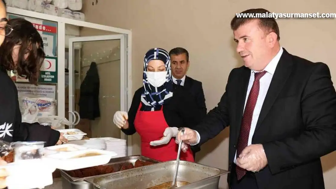 Adıyaman'da günlük 20 bin öğrenciye ücretsiz yemek veriliyor