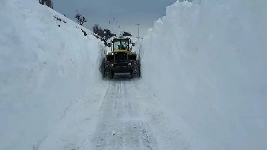 Adıyaman'da kar nedeniyle 484 yerleşim yerine ulaşılamıyor