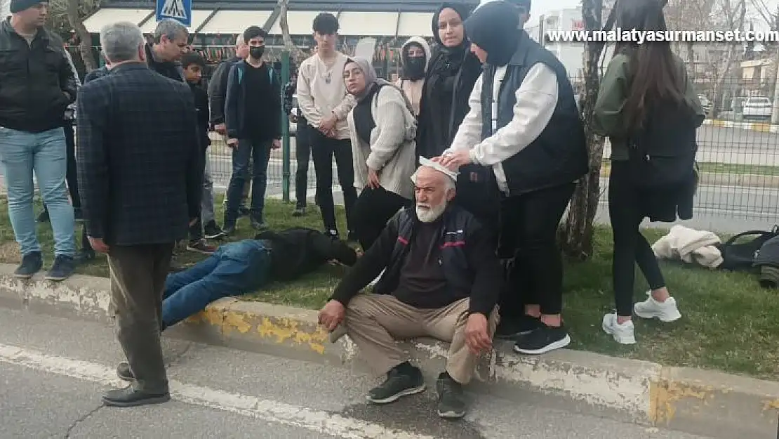 Adıyaman'da motosiklete hafif ticari araç çarptı: 1'i ağır 2 yaralı