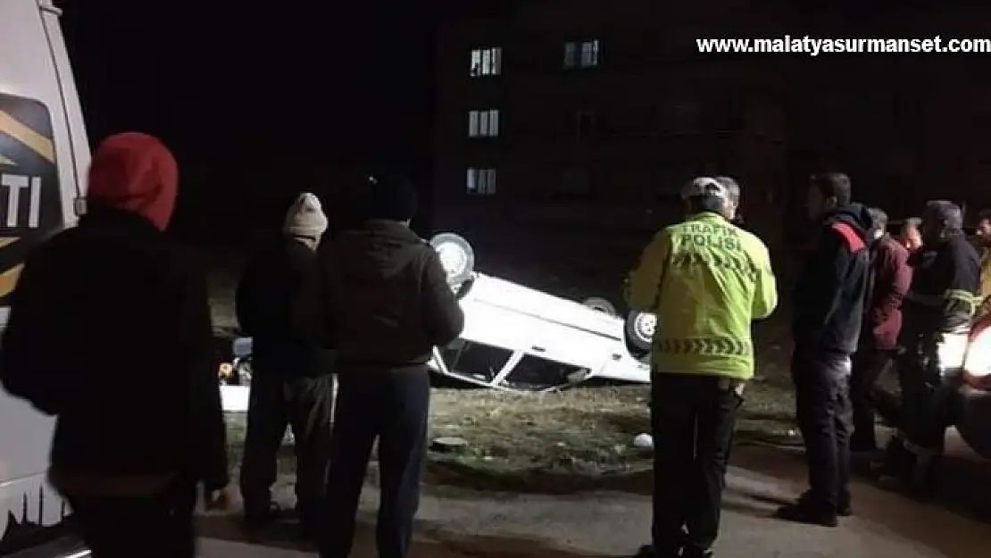 Adıyaman'da, otomobil takla attı: 2 yaralı