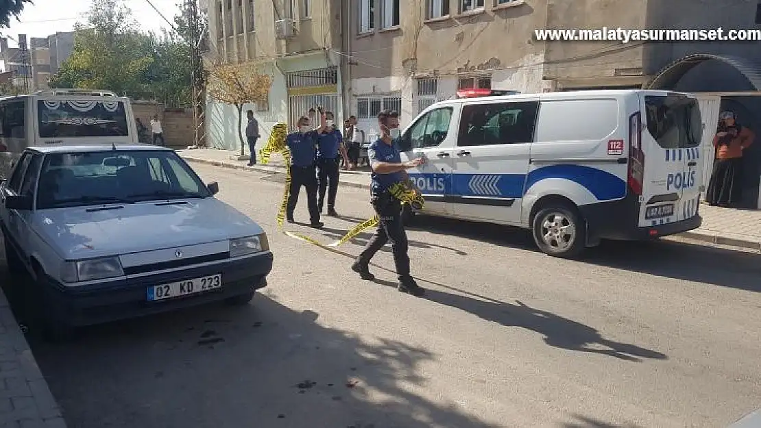 Adıyaman'da silahlı alacak verecek kavgası: 2 yaralı