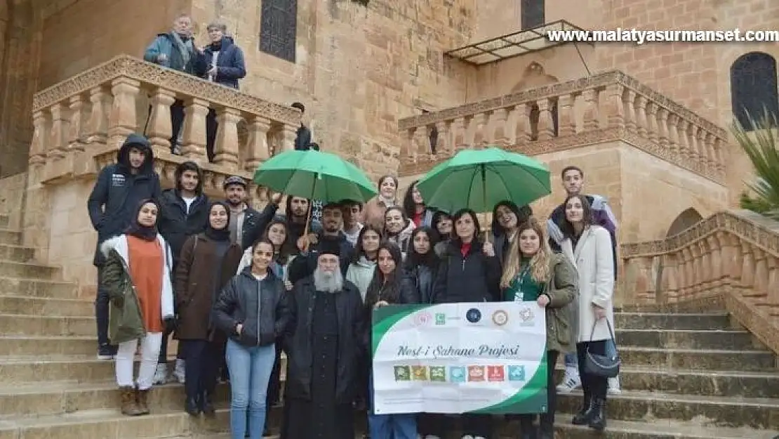 Adıyamanlı gençler Mardin'i gezdi