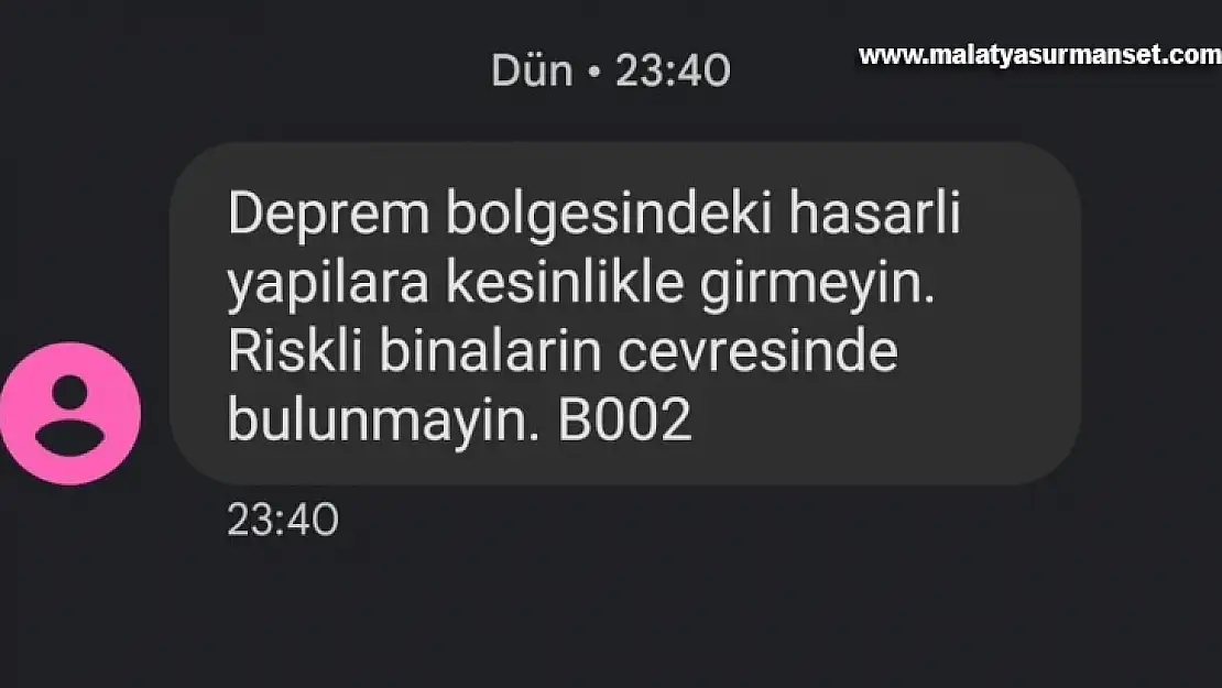 AFAD'dan depremde hasar gören binalara girmeyin uyarısı