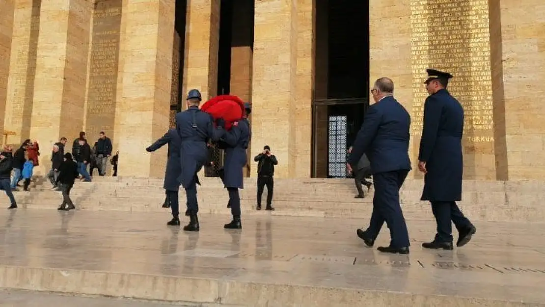 Ahıska Türklerinden Anıtkabir'e ziyaret