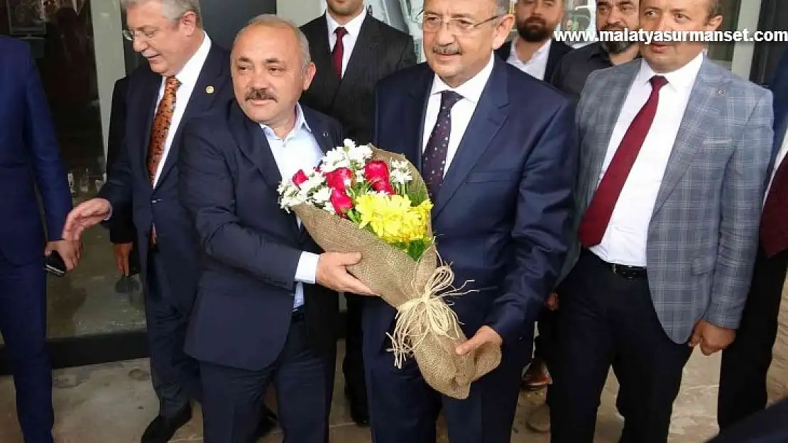 AK Parti Genel Başkan Yardımcısı Mehmet Özhaseki: