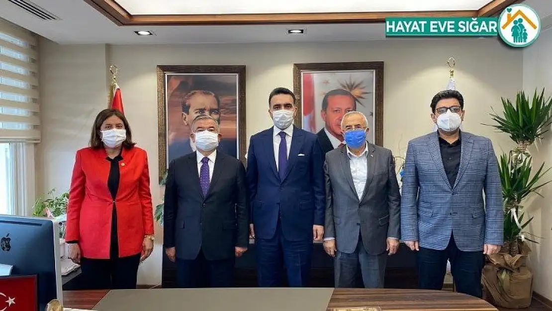 AK Partili vekillerden İstanbul çıkartması