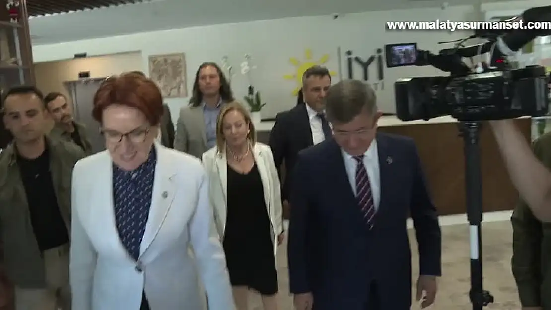 Akşener, Davutoğlu ile görüştü