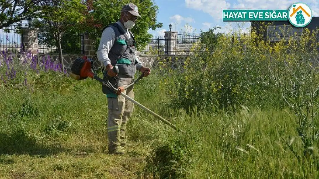 Akyurt'ta camiler ibadete hazırlanıyor