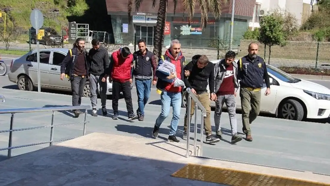 Alanya'da 20 ayrı iş yerinden hırsızlık yapan şüpheliler tutuklandı