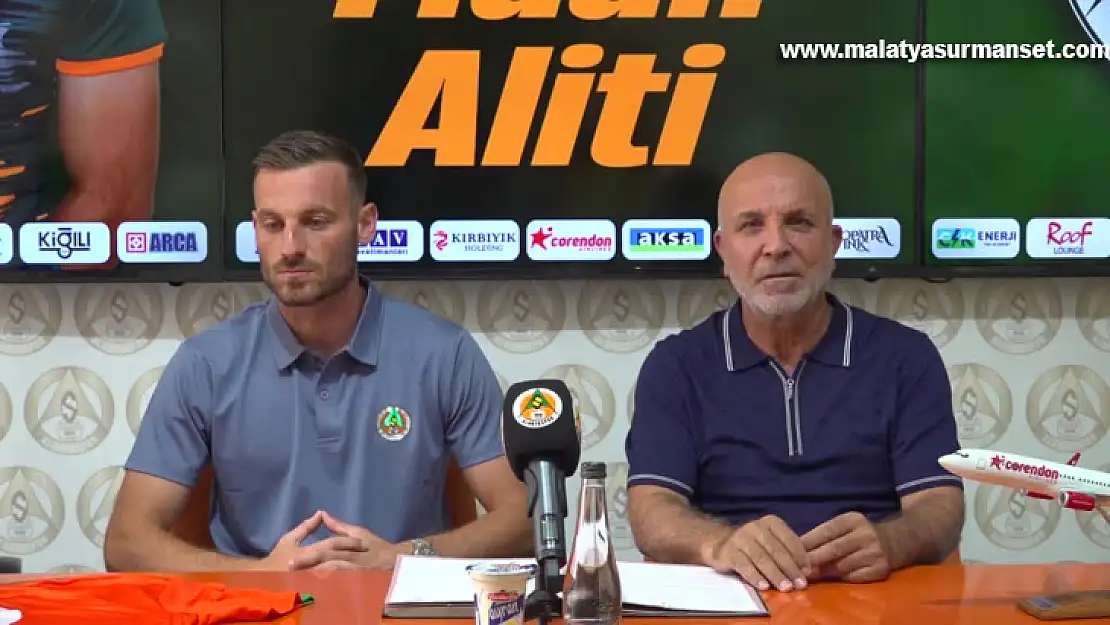 Alanyaspor, Kosovalı futbolcu Fidan Aliti ile 3 yıllık sözleşme imzaladı