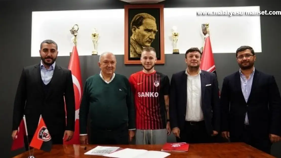 Alexandru Maxim 3 yıl daha Gaziantep FK'da