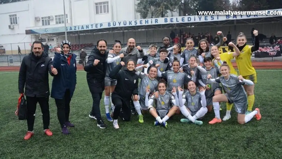 ALG Spor tutulmuyor: 7-0