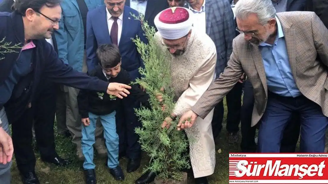 Ali Erbaş'tan ülke genelinde fidan dikme etkinliği