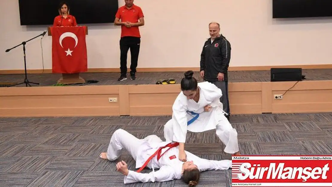 Altındağlı gençlerden milli sporculara moral