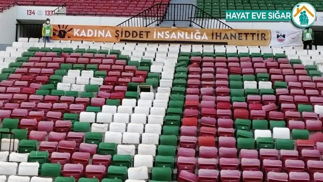 Amedspor - Kocaelispor maçı öncesi anlamlı pankart