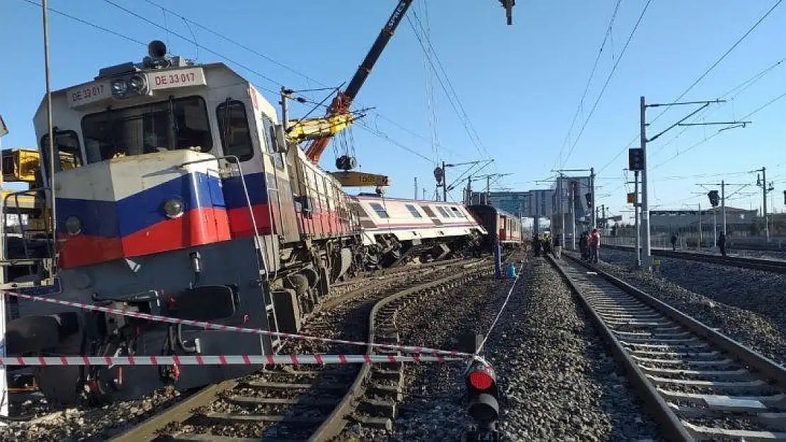 Ankara'da yolcu treni raydan çıktı