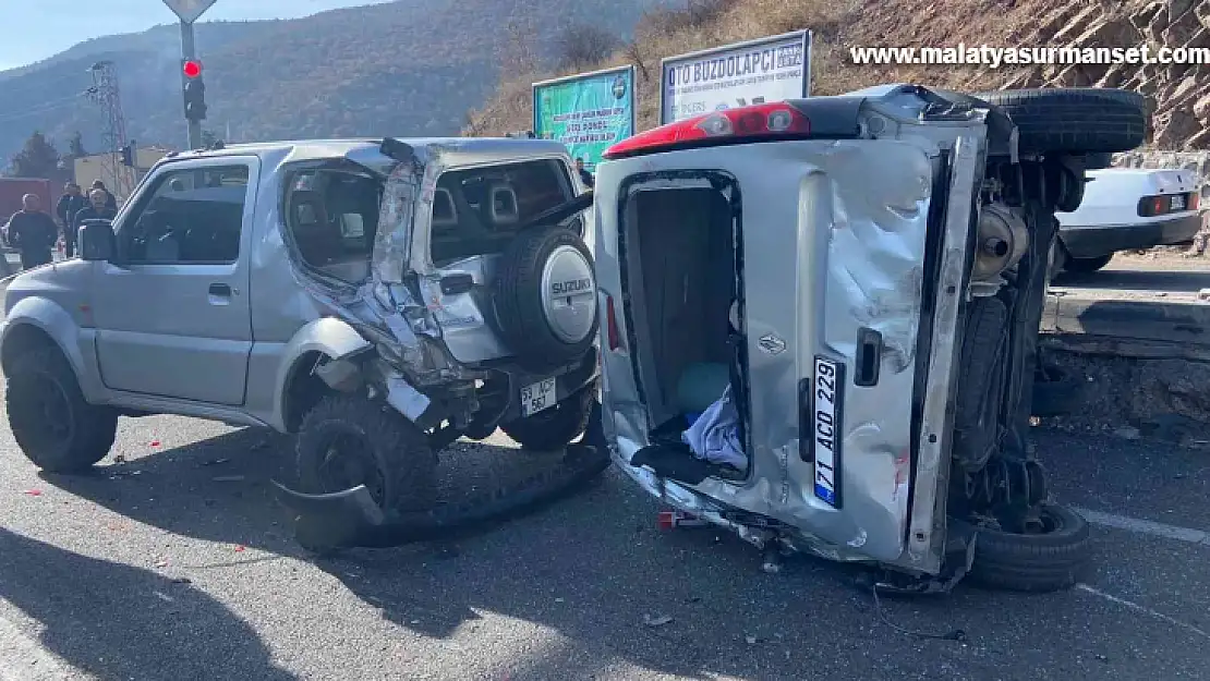 Ankara'da zincirleme kazada 5 araç birbirine girdi