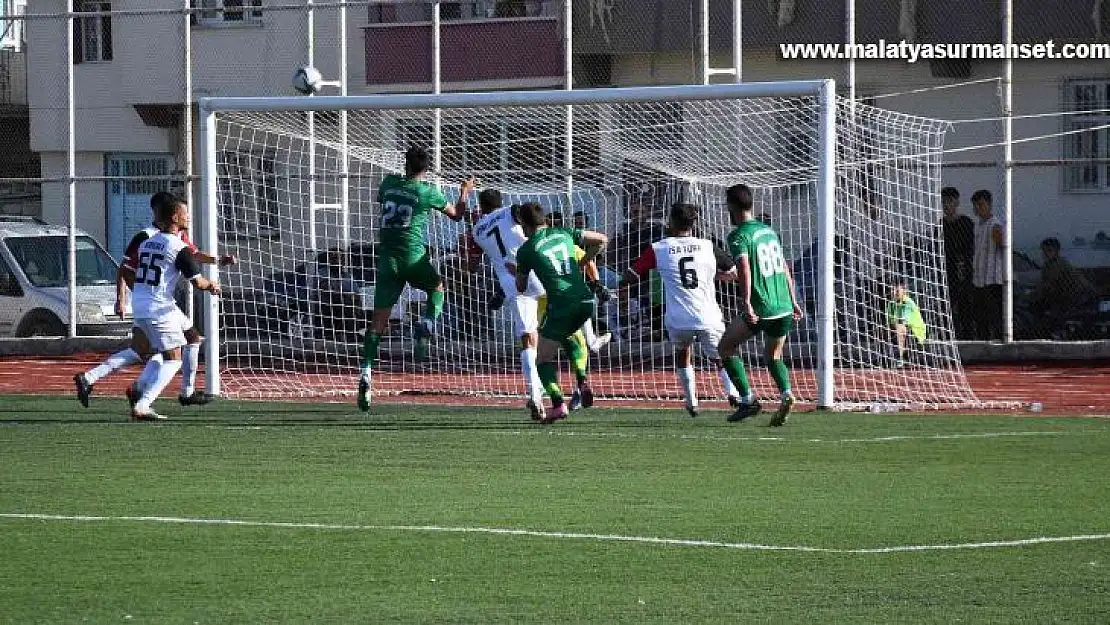 Araban Belediyespor, Gaziantepgücüspor'u 4-0 mağlup etti