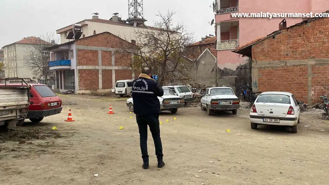 Araç içerisindeki baba oğula ateş eden silahlı saldırgan tutuklandı