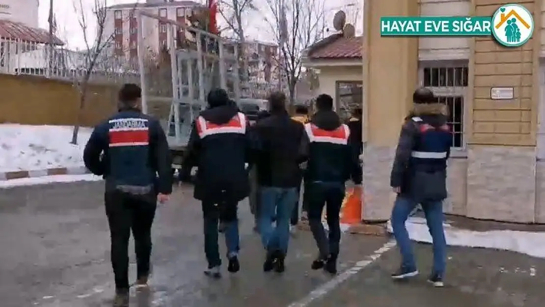 Ardahan'da terör propagandasına 2 gözaltı