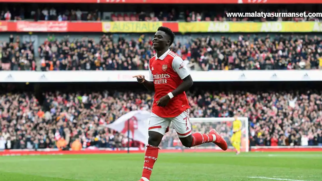 Arsenal, Bukayo Saka'nın sözleşmesini 2027'ye kadar uzattı