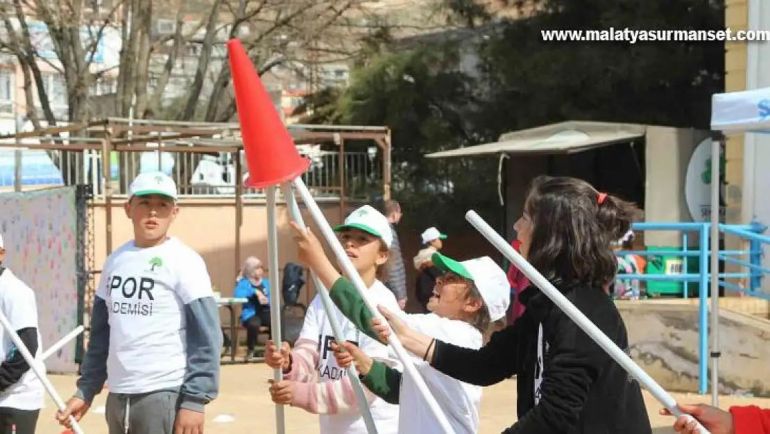 Atalar Mahallesi'nde çocukları mutlu eden etkinlik