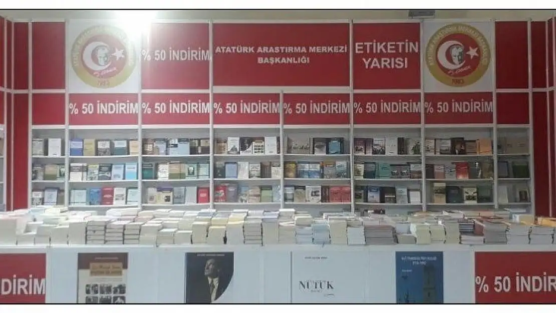 Atatürk Araştırma Merkezi yayınları CNR kitap fuarında
