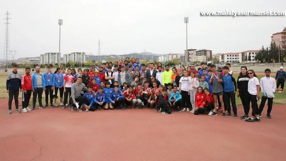 Atletizm grup müsabakaları sona erdi