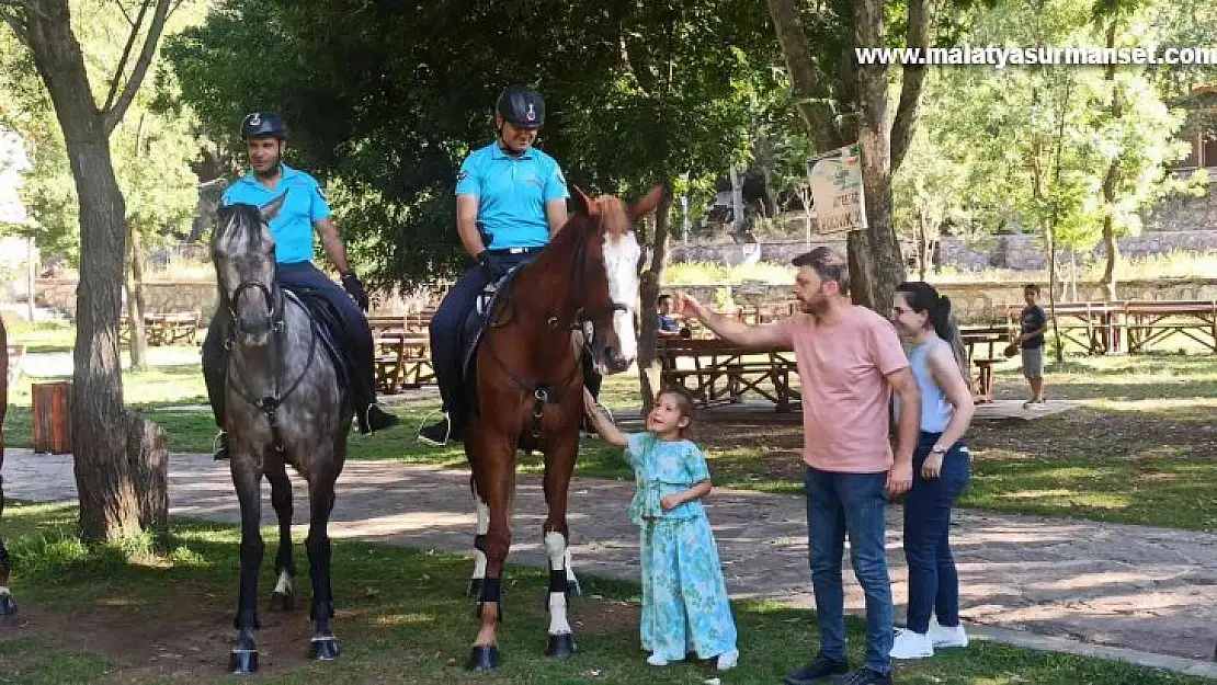 Atlı Jandarma Timi'nin park ve mesire alanlarındaki görevi sona erdi